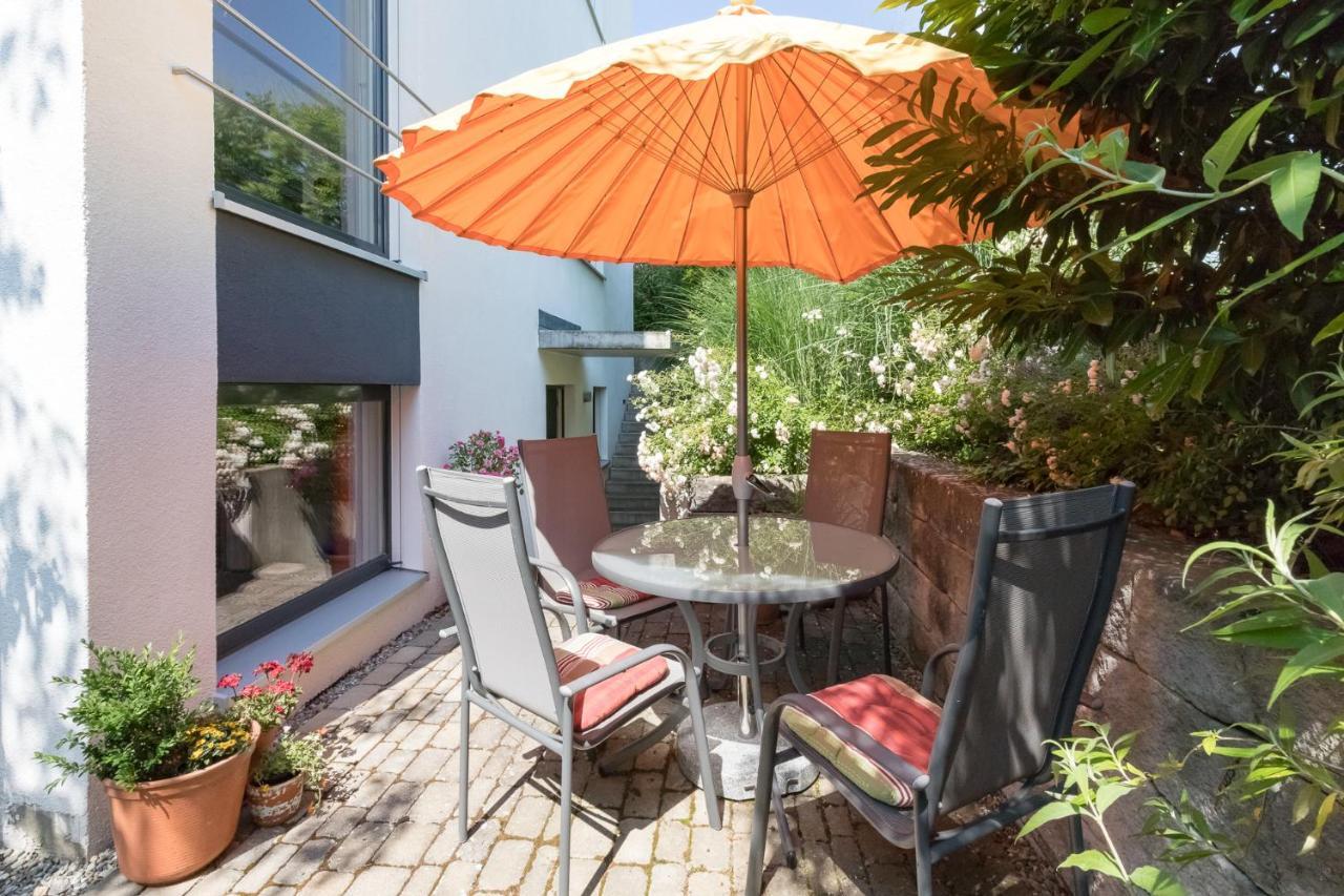 Bodensee Apartment Ueberlingen "Bauhaus Ueber Der Stadt" Buitenkant foto