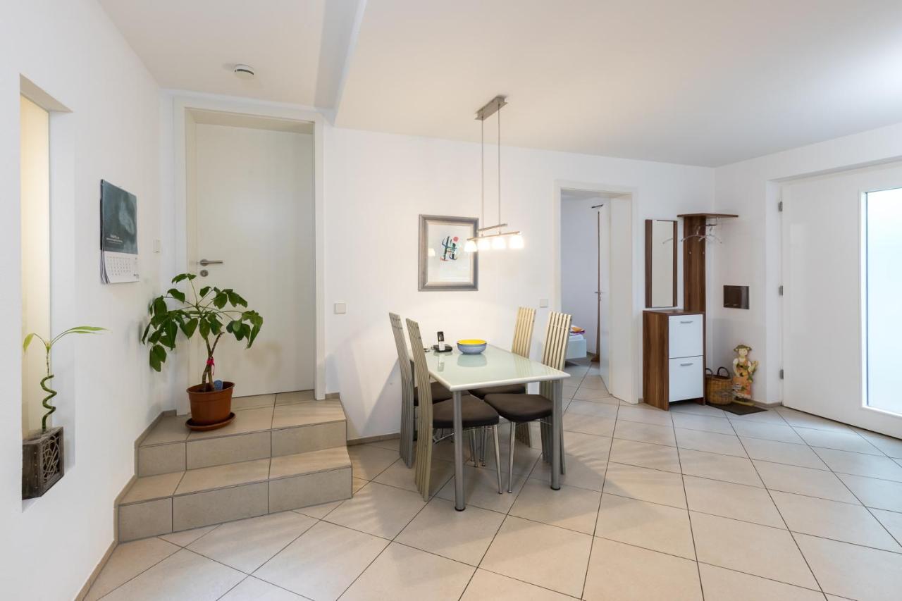 Bodensee Apartment Ueberlingen "Bauhaus Ueber Der Stadt" Buitenkant foto
